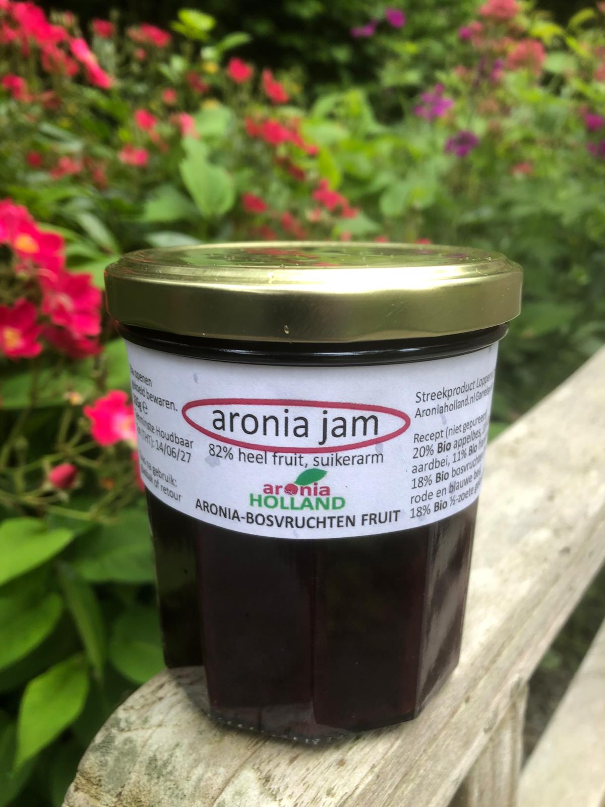 foto aronia-bosvruchten jam 335g foto aronia-bosvruchten jam 335g